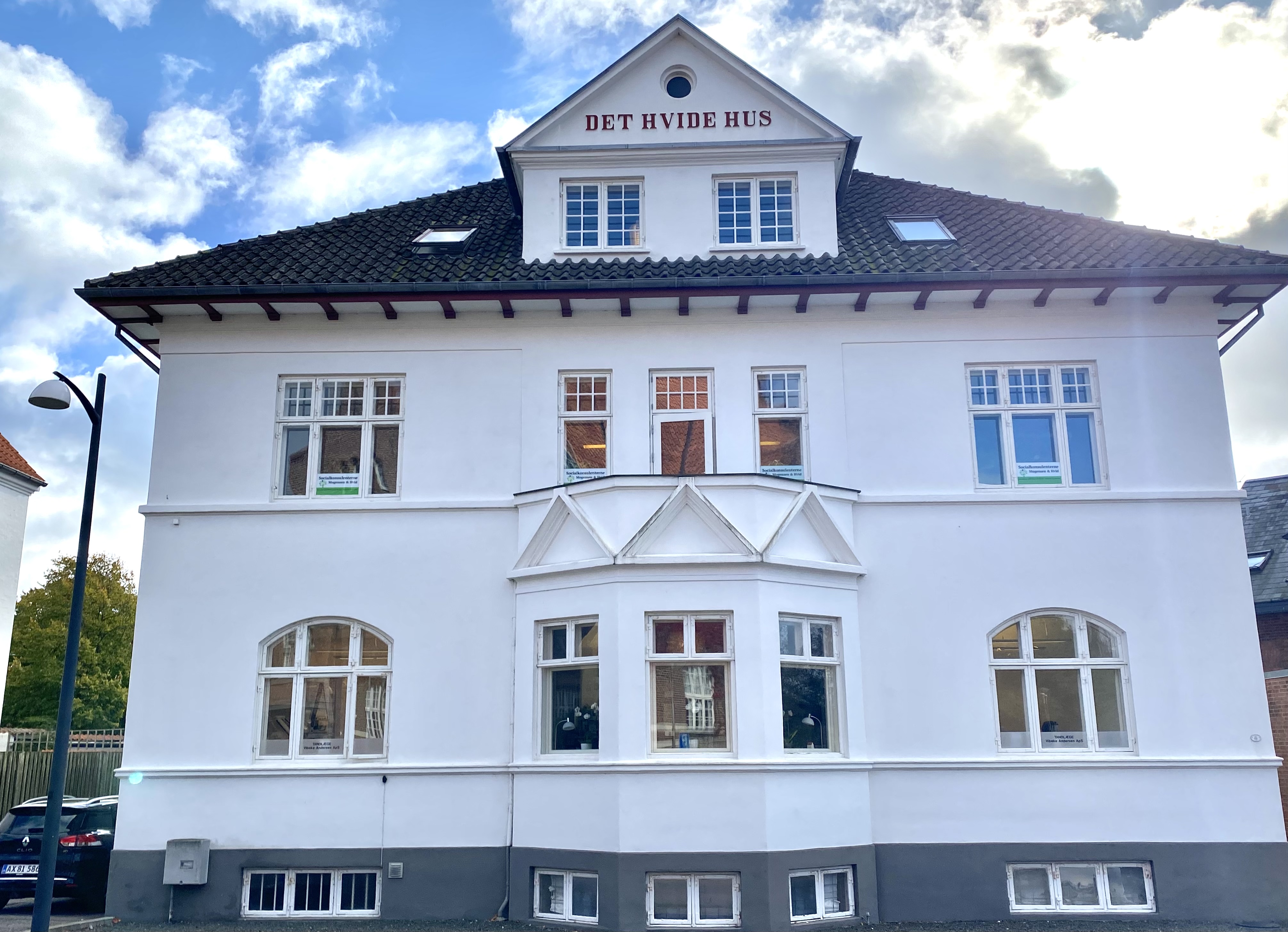 Det hvide hus hvor socialkonsulenterne mogensen og hvid holder til